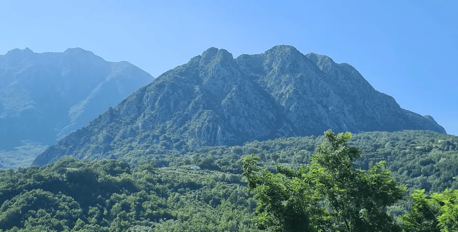 La collina degli ulivi, a panoramic holiday home in Molise, Italy's top region for tourism in 2026